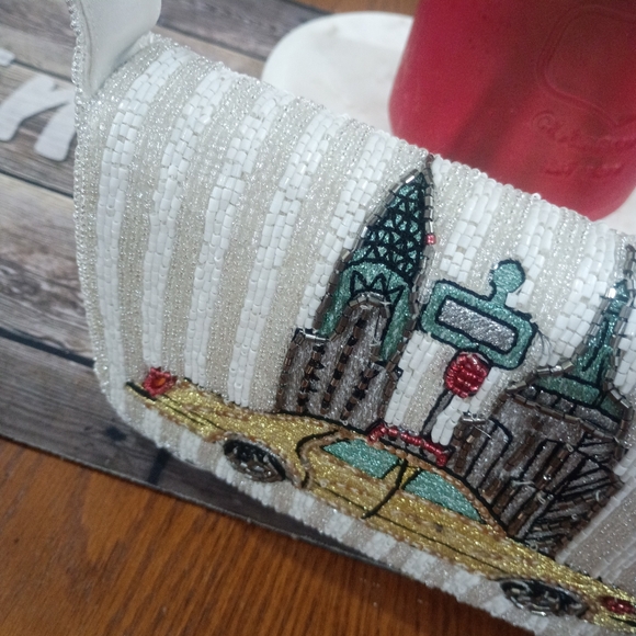 New Nyc Beaded Bag - Picture 4 of 12